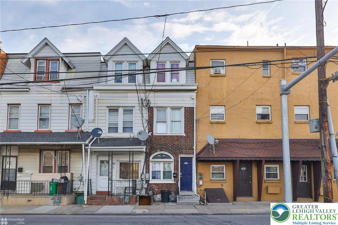 705 N Front St, Allentown City, PA 18102 photo