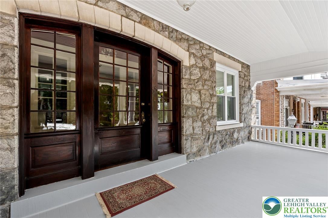 35 S 14th St, Allentown City, PA 18102 photo