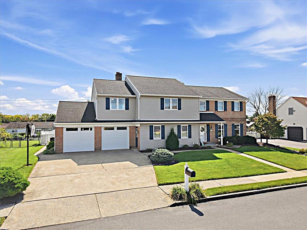 1920 Belleview Dr, Whitehall Twp, PA 18052