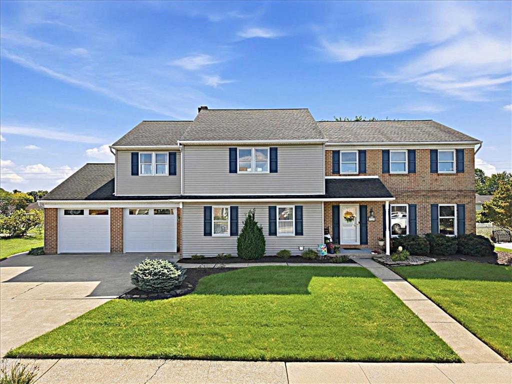 1920 Belleview Dr, Whitehall Twp, PA 18052 photo