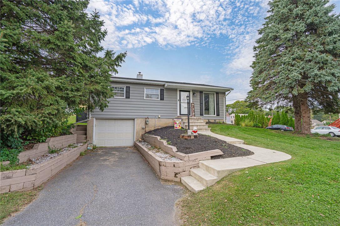 2601 Seip Ave, Palmer Twp, PA 18045