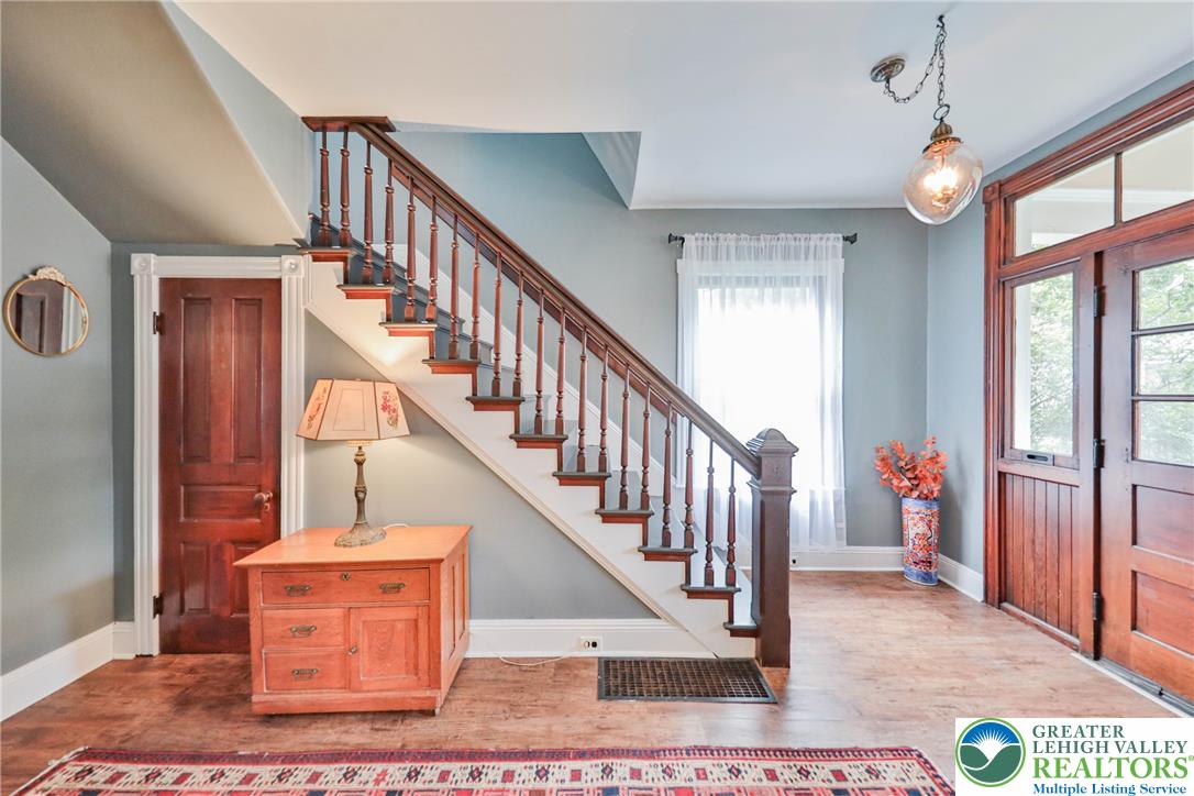 212 W Burke St, Easton, PA 18042 photo
