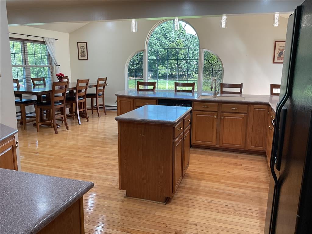 219 Murray Dr, Upper Macungie Twp, PA 18104 photo