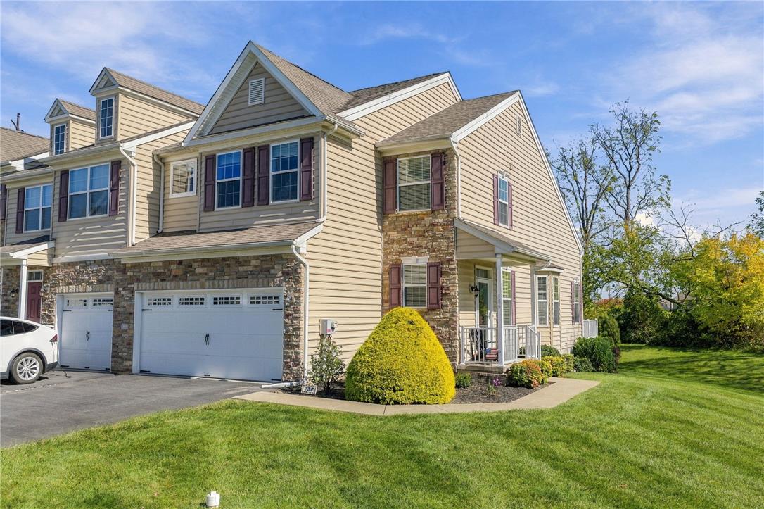 186 Redclover Ln, Upper Macungie Twp, PA 18104