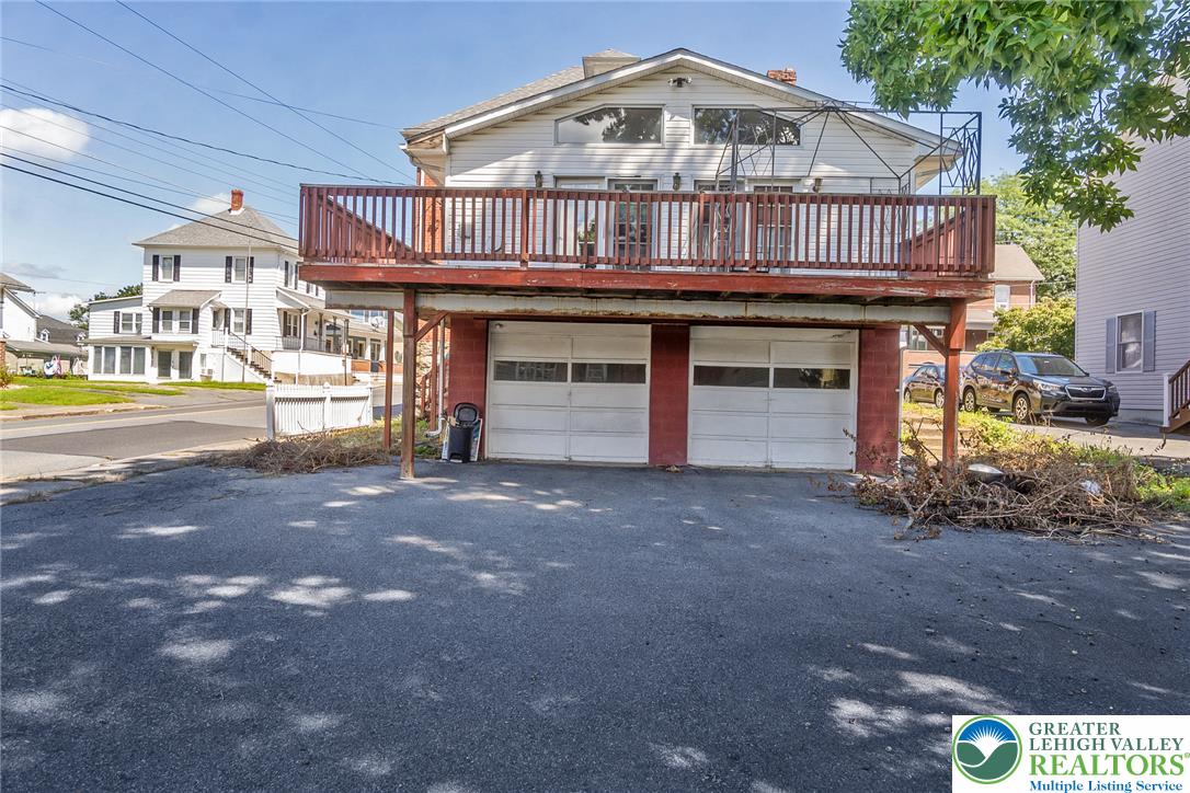 55 Dewey St, Roseto Borough, PA 18013 photo