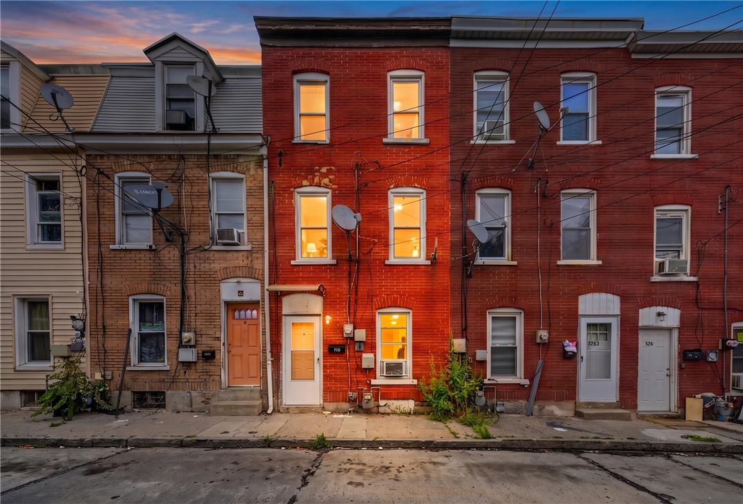 527 N Elliger St, Allentown City, PA 18102 photo