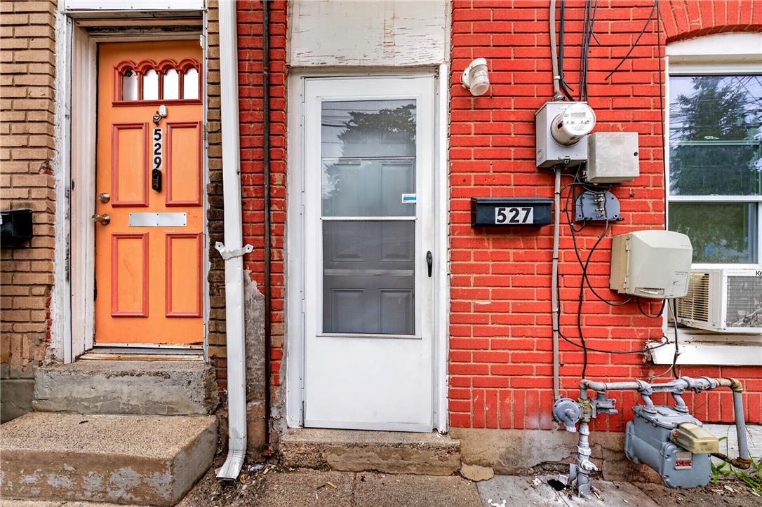 527 N Elliger St, Allentown City, PA 18102 photo