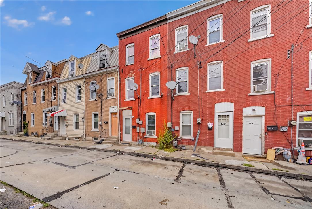 527 N Elliger St, Allentown City, PA 18102 photo