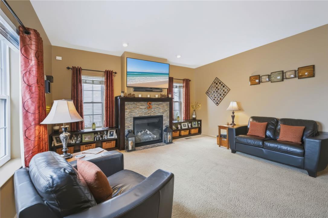 9639 Dogwood Ln, Upper Macungie Twp, PA 18031 photo