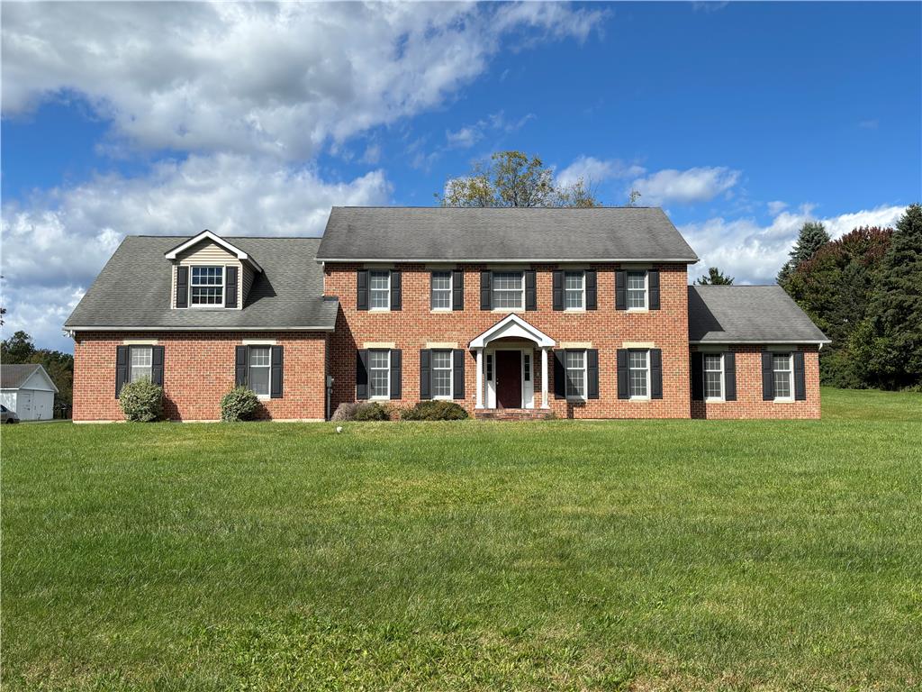 3511 Neffs Laurys Rd, North Whitehall Twp, PA 18078
