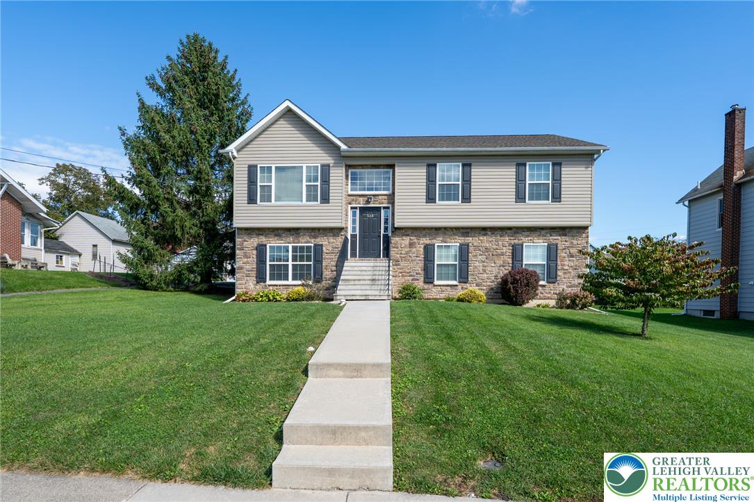 534 Seip Ave, Nazareth Borough, PA 18064