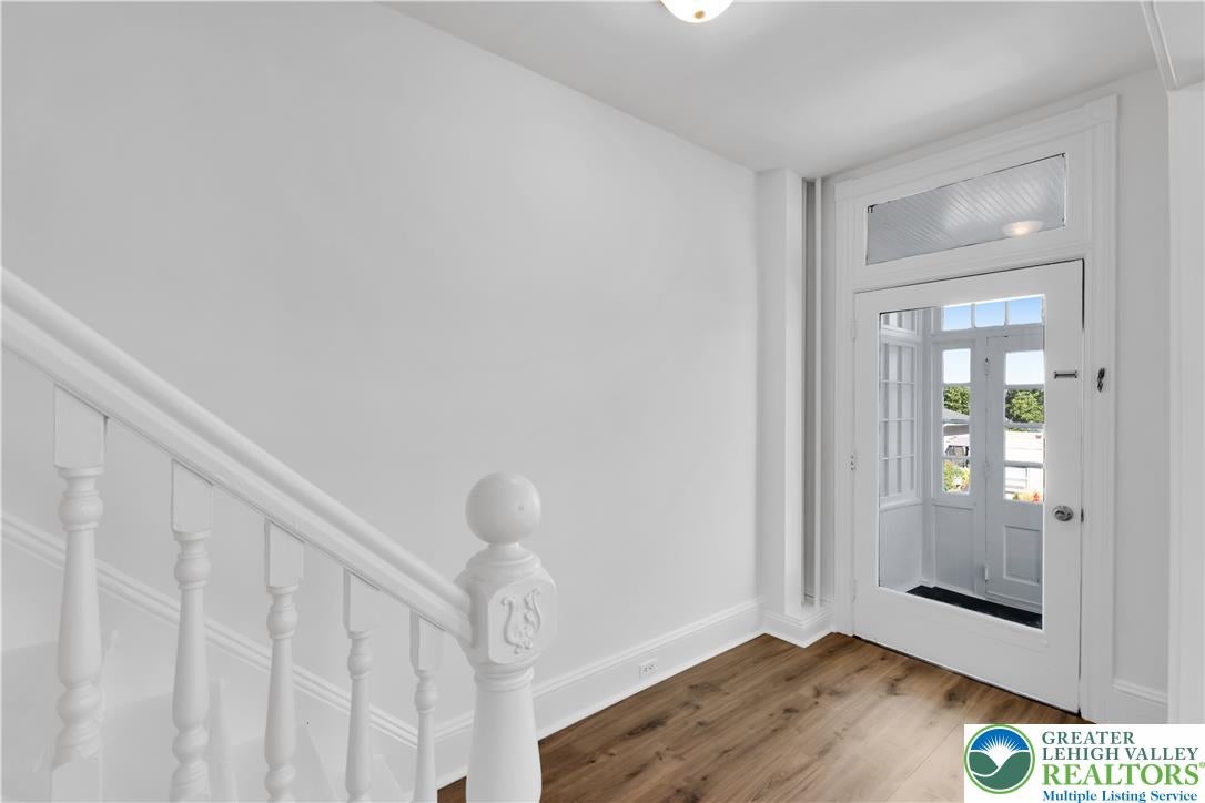 200 N 7th St, Easton, PA 18042 photo
