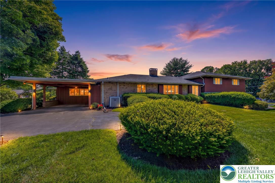100 Greenwood Ave, Easton, PA 18045