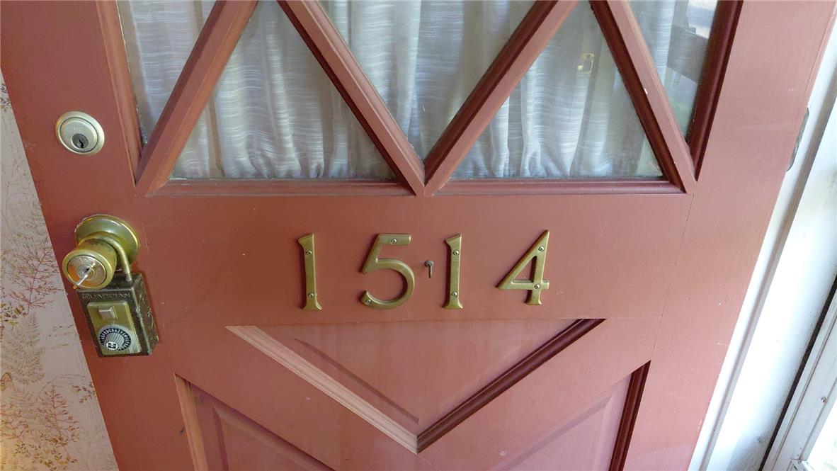 1514 Graham St, Fountain Hill Boro, PA 18015 photo