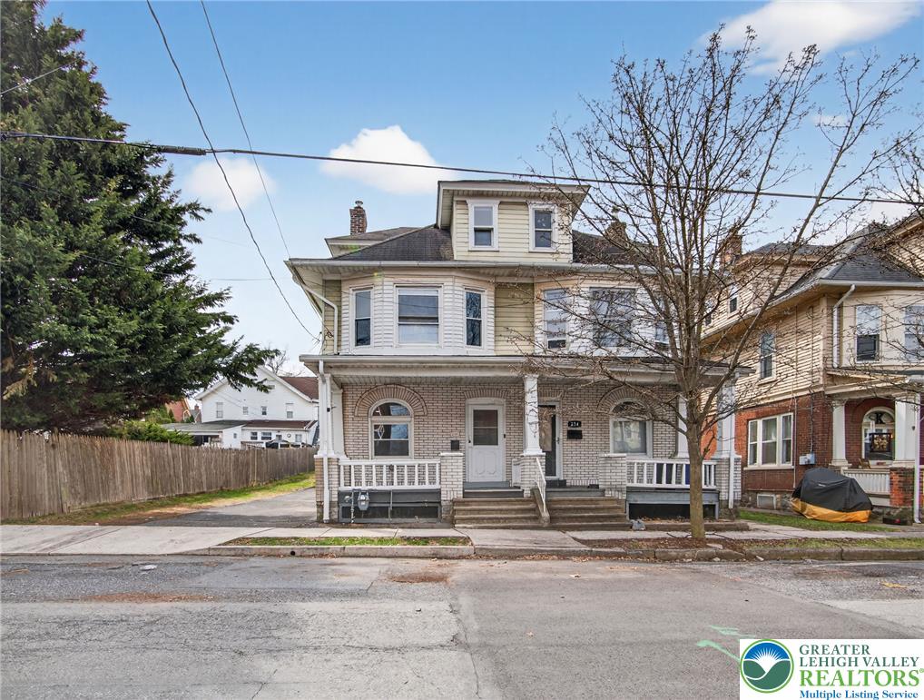 236 Ettwein St, Bethlehem City, PA 18018 photo