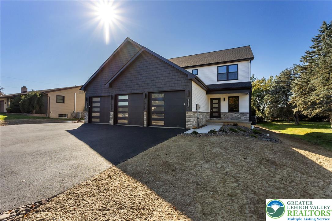 1250 7th St, North Catasauqua Bor, PA 18032 photo