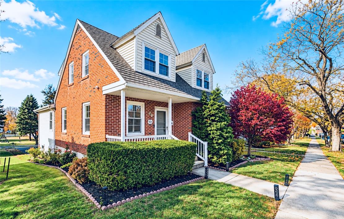 624 Delaware Ave, Hellertown Borough, PA 18055 photo