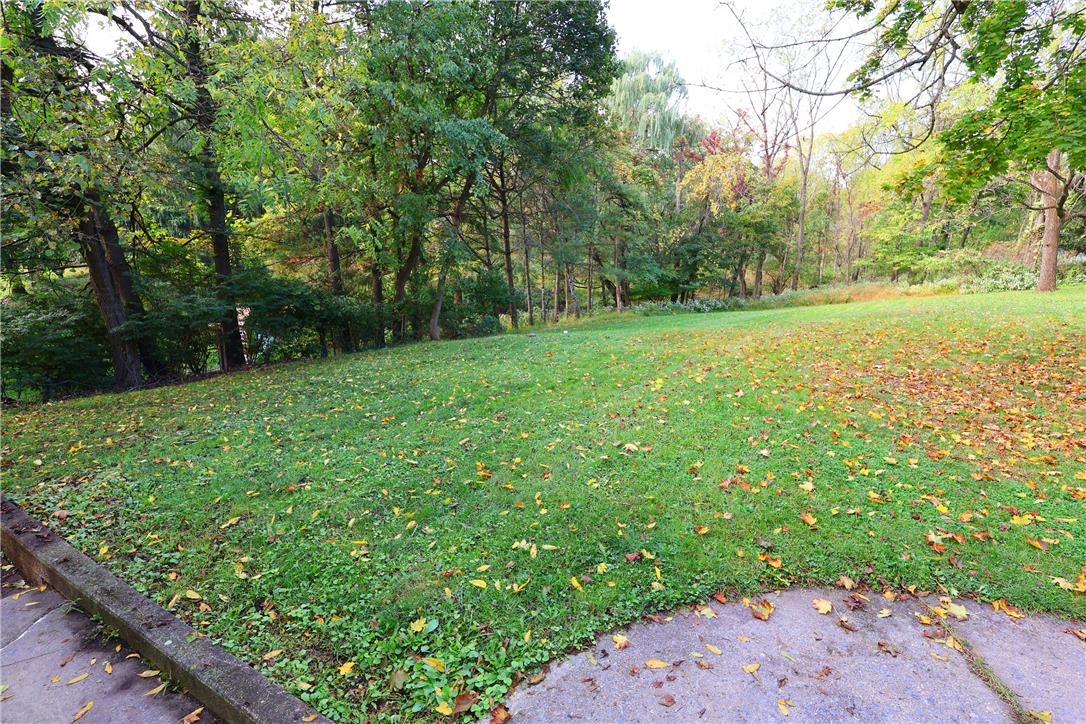 5740 Beverly Hills Rd, Upper Saucon Twp, PA 18036 photo