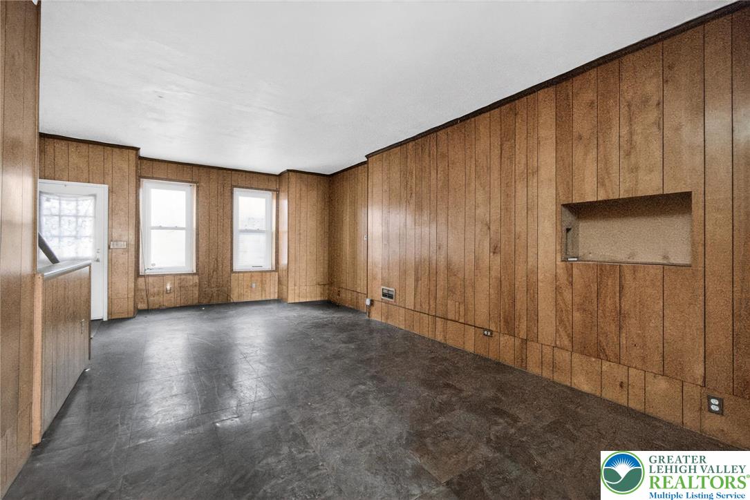 120 N Poplar St, Allentown City, PA 18102 photo