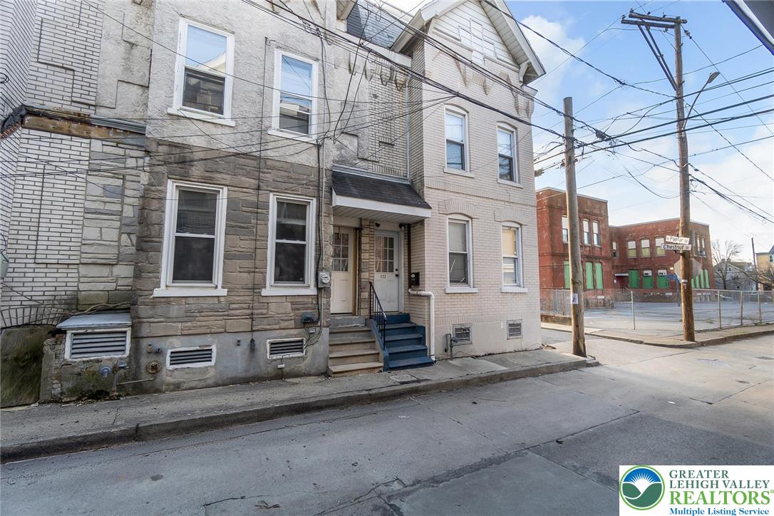 120 N Poplar St, Allentown City, PA 18102 photo