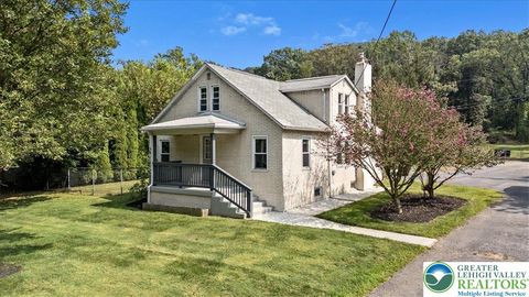 Single Family Residence in Bethlehem City PA 2264 Easton Road.jpg