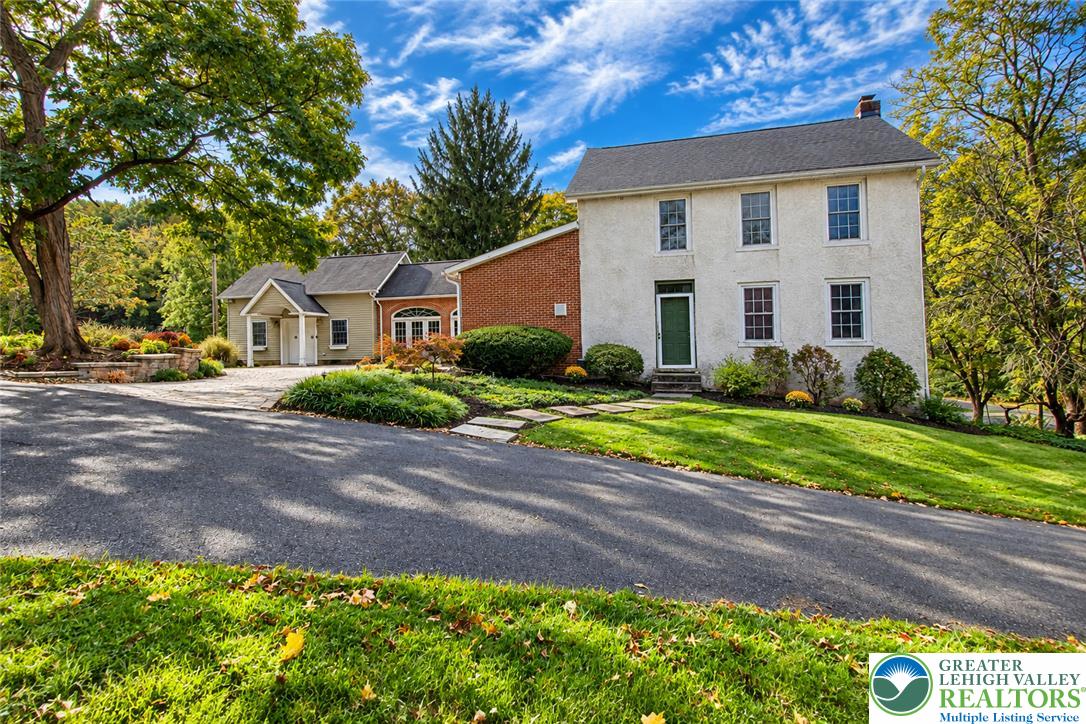 8048 Valley Rd, Weisenberg Twp, PA 18051