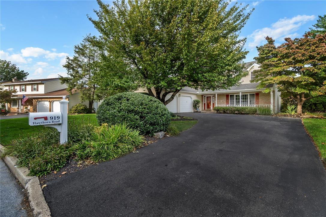 919 Hawthorn Rd, Salisbury Twp, PA 18103 photo
