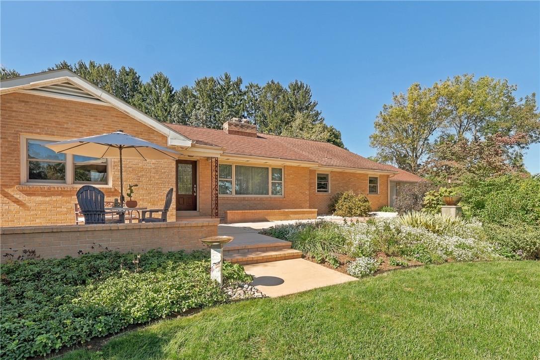 5533 Reppert Ln, Lower Macungie Twp, PA 18106 photo