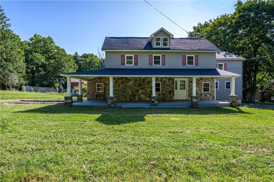 1206 Cherry Lane Rd, Pocono Twp, PA 18301