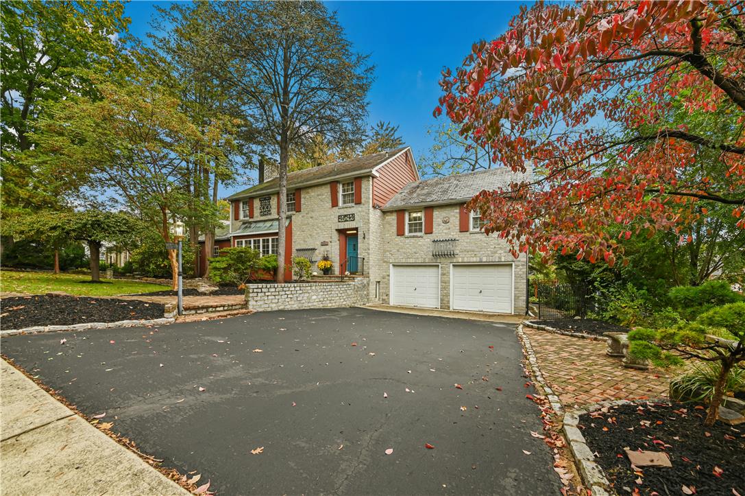 1236 Moffitt Ave, Bethlehem City, PA 18018 photo