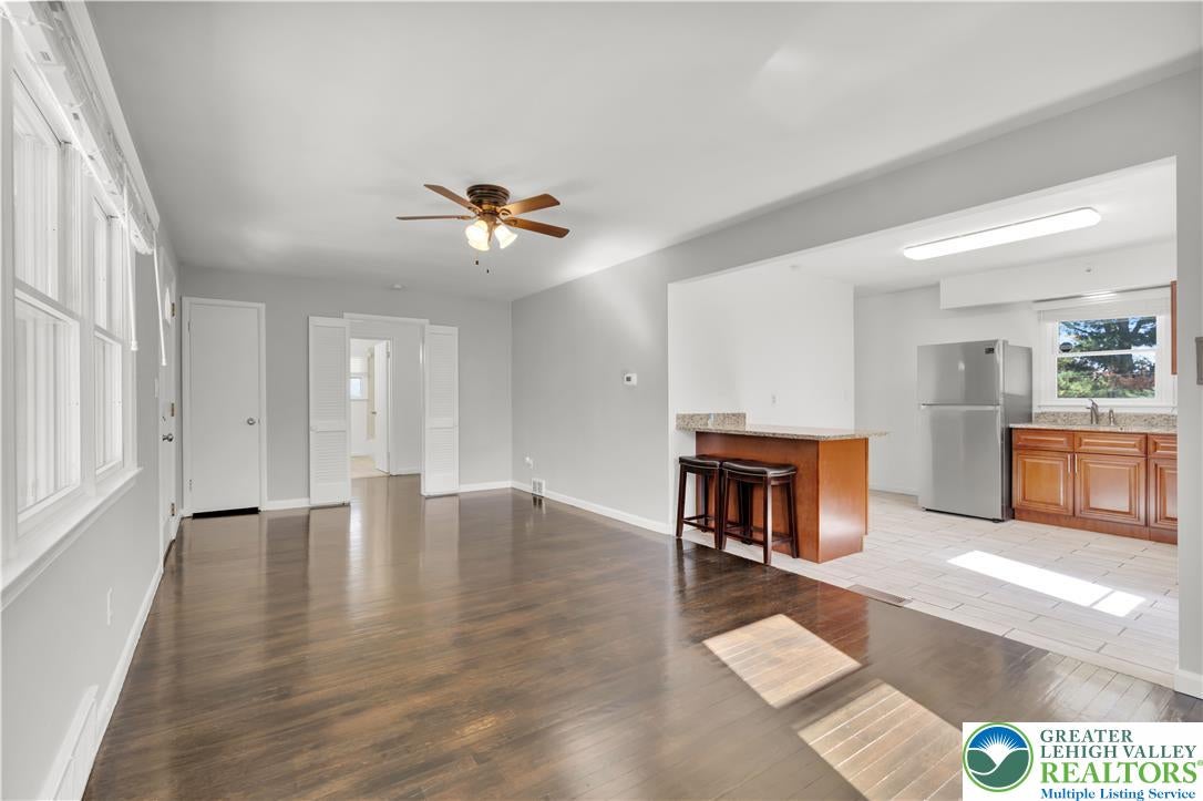 344 N Nulton Ave, Palmer Twp, PA 18045 photo
