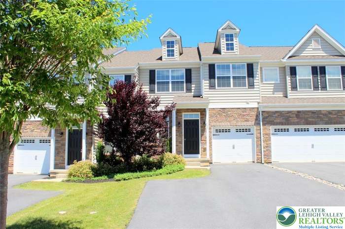 183 Redclover Ln, Upper Macungie Twp, PA 18104
