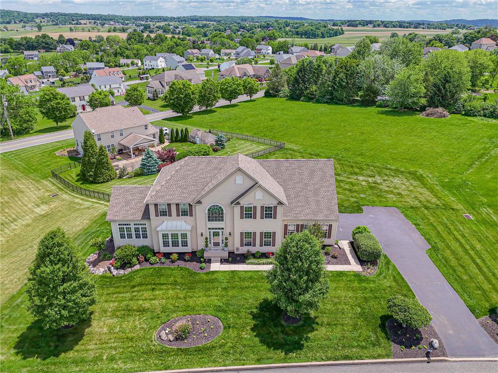 65 Joy Cir, Washington TWP, PA 19504 photo