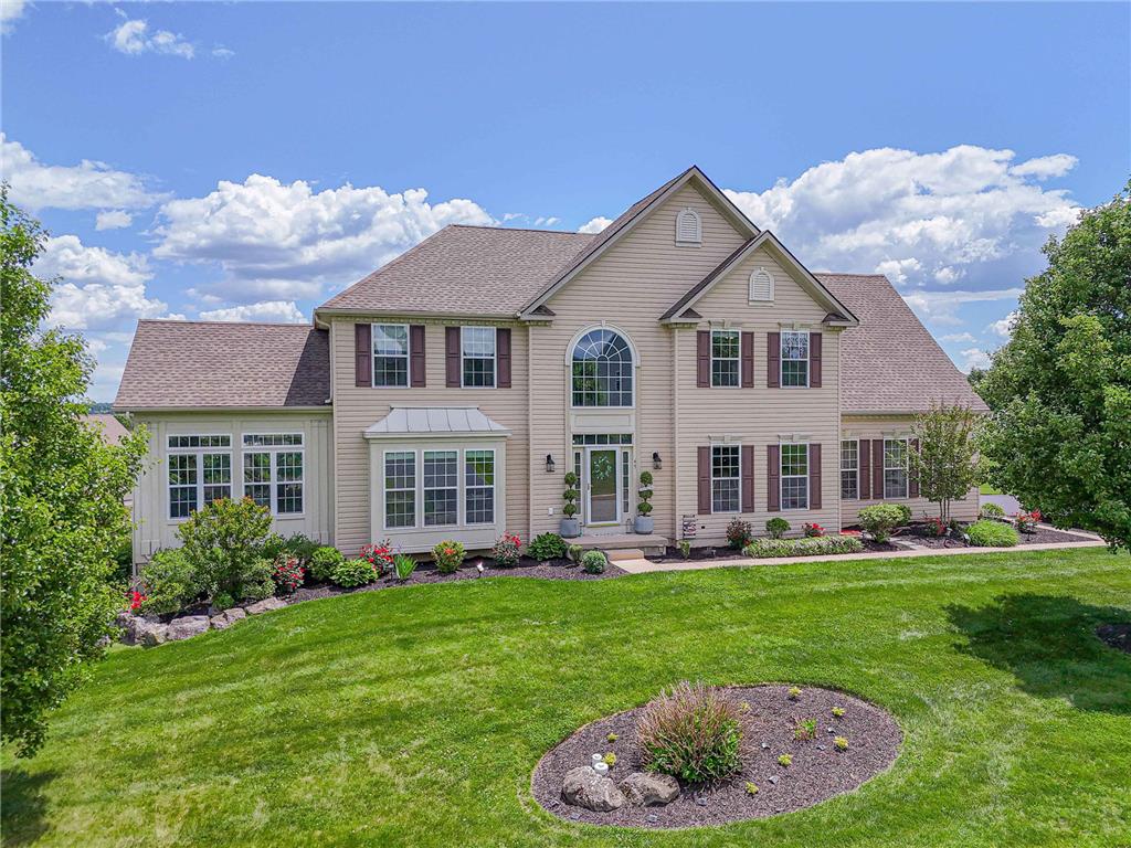 65 Joy Cir, Washington TWP, PA 19504 photo