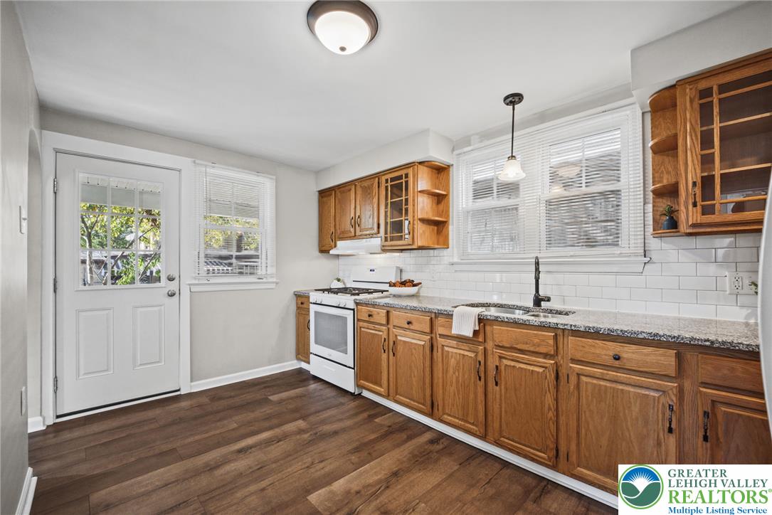 555 E Garrison St, Bethlehem City, PA 18018 photo