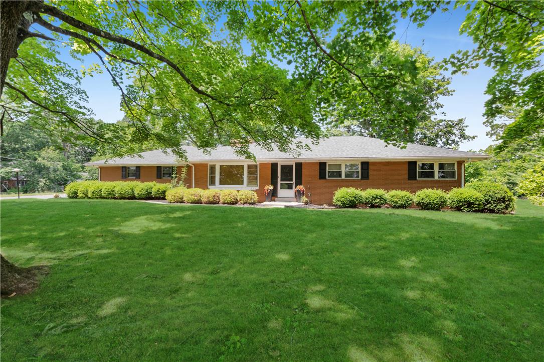 5747 Kernsville Rd, North Whitehall Twp, PA 18069 photo