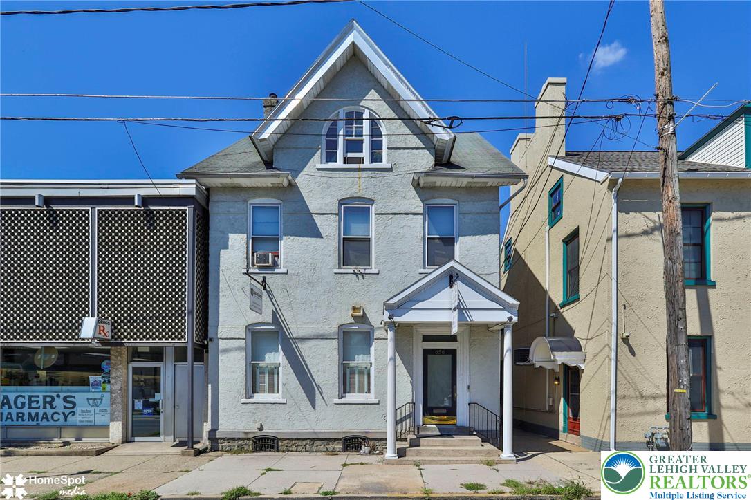 656 Main St, Hellertown Borough, PA 18055