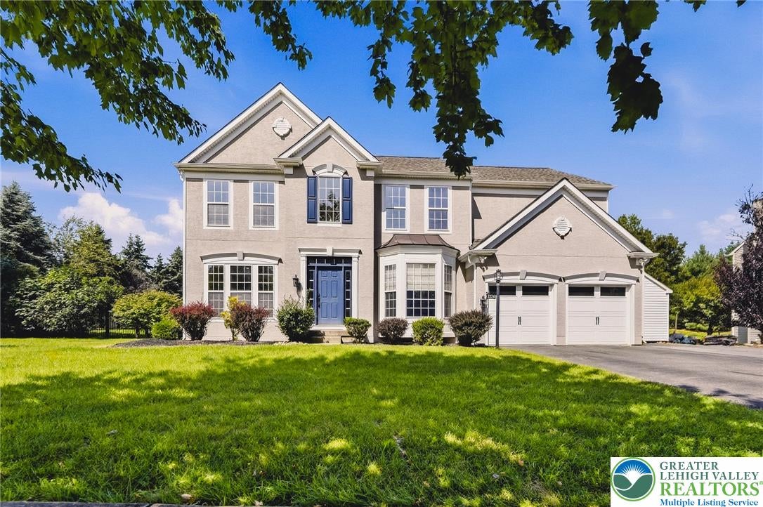 2224 Pembrooke Dr, Lower Macungie Twp, PA 18062