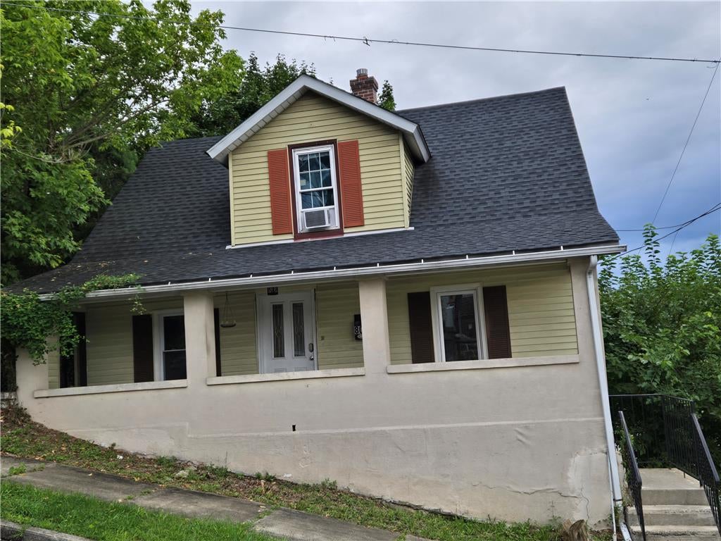 806 Carlton Ave, Bethlehem City, PA 18015 photo