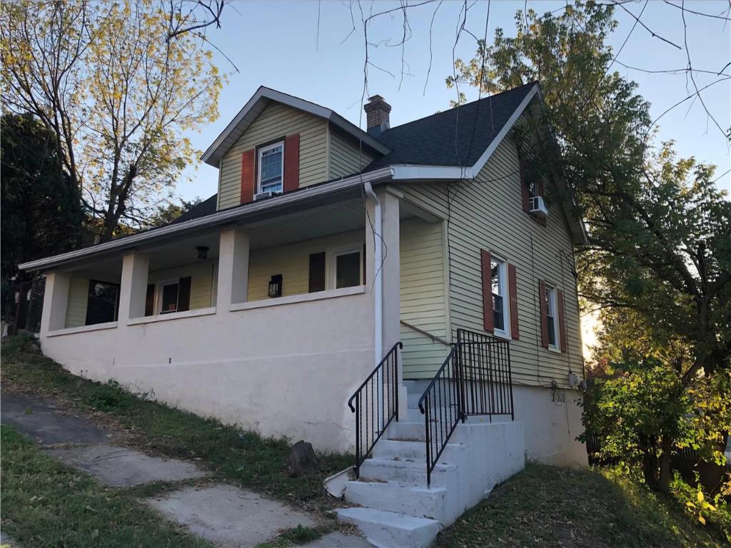 806 Carlton Ave, Bethlehem City, PA 18015 photo