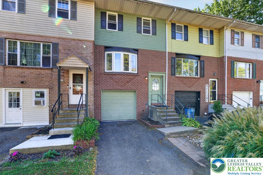 1718 Chester Rd, Bethlehem City, PA 18017
