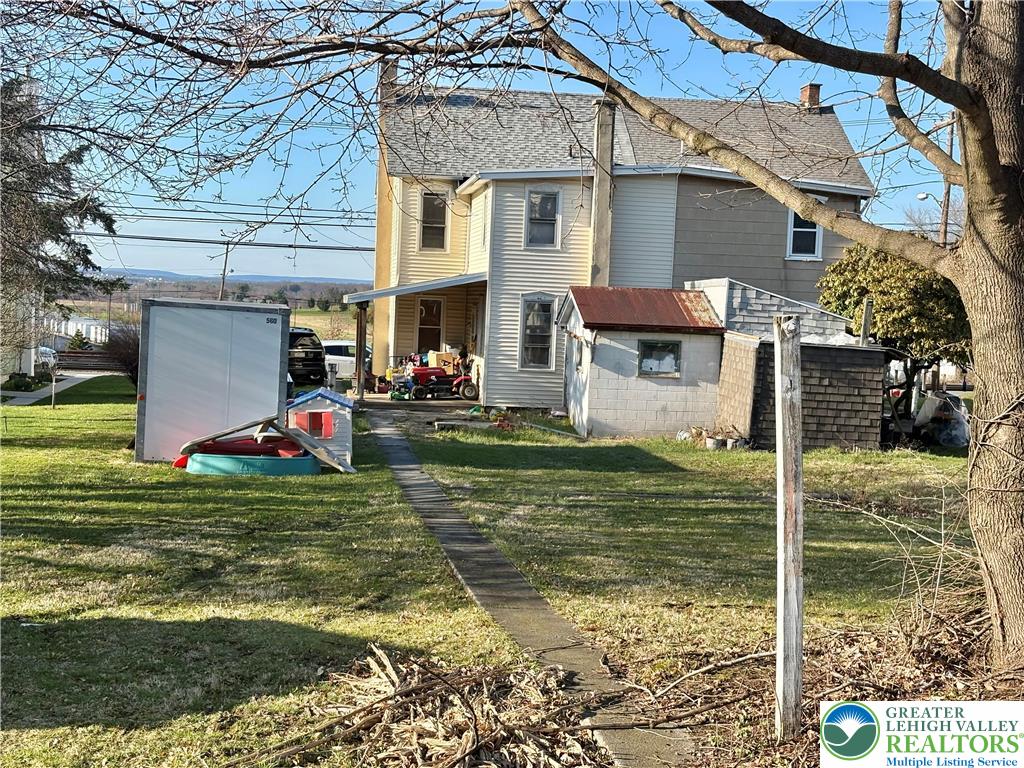 122 Front St, Alburtis Borough, PA 18011 photo