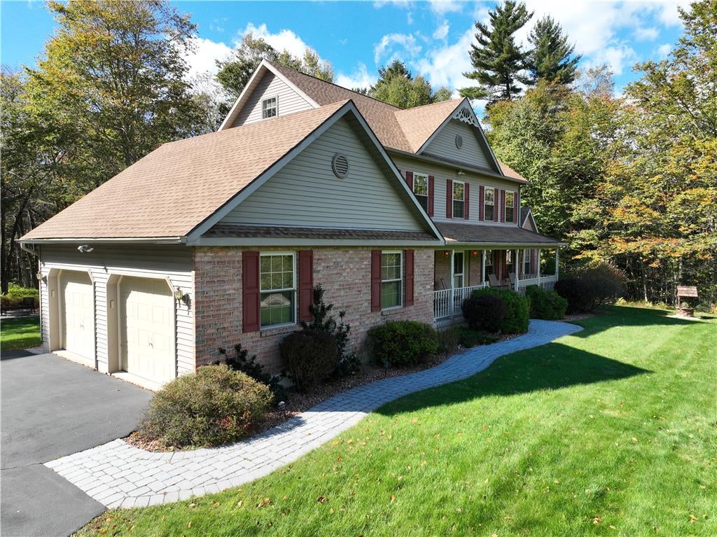 138 Scenic Dr, Tobyhanna Twp, PA 18610
