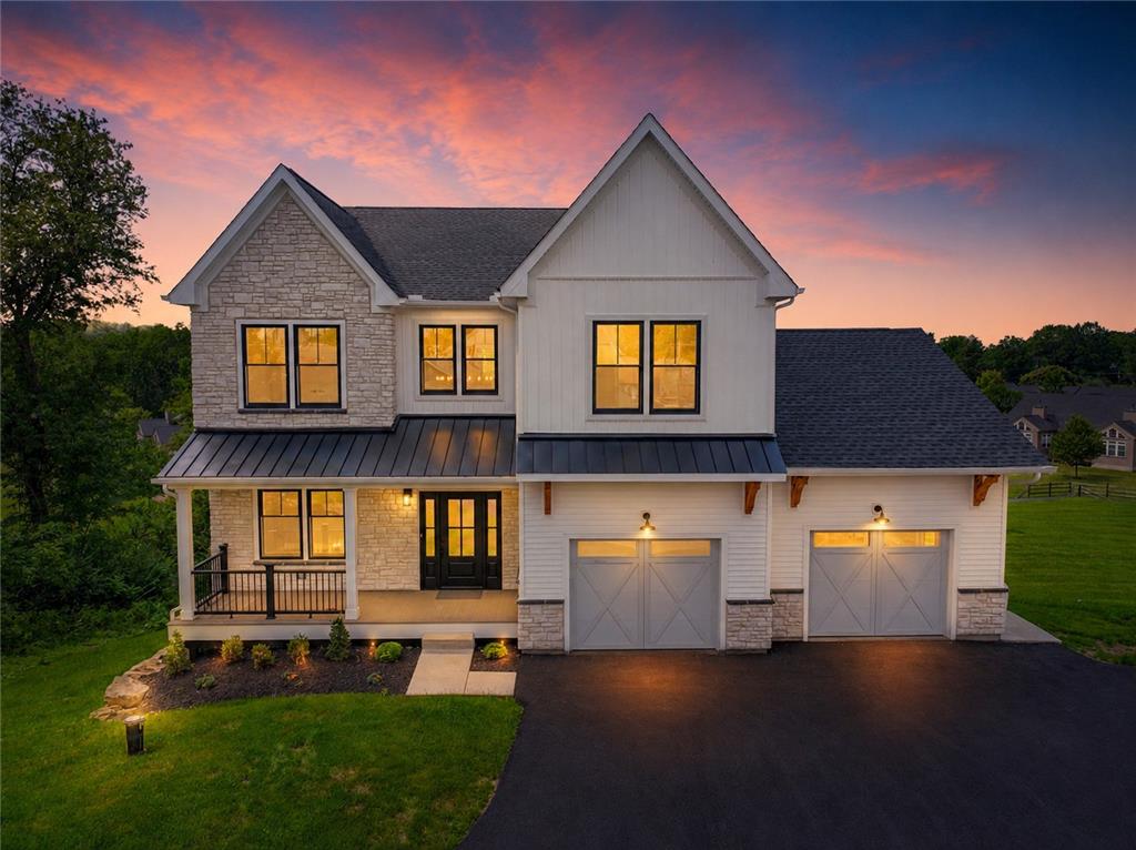 4740 Hillcrest Ln, Whitehall Twp, PA 18052