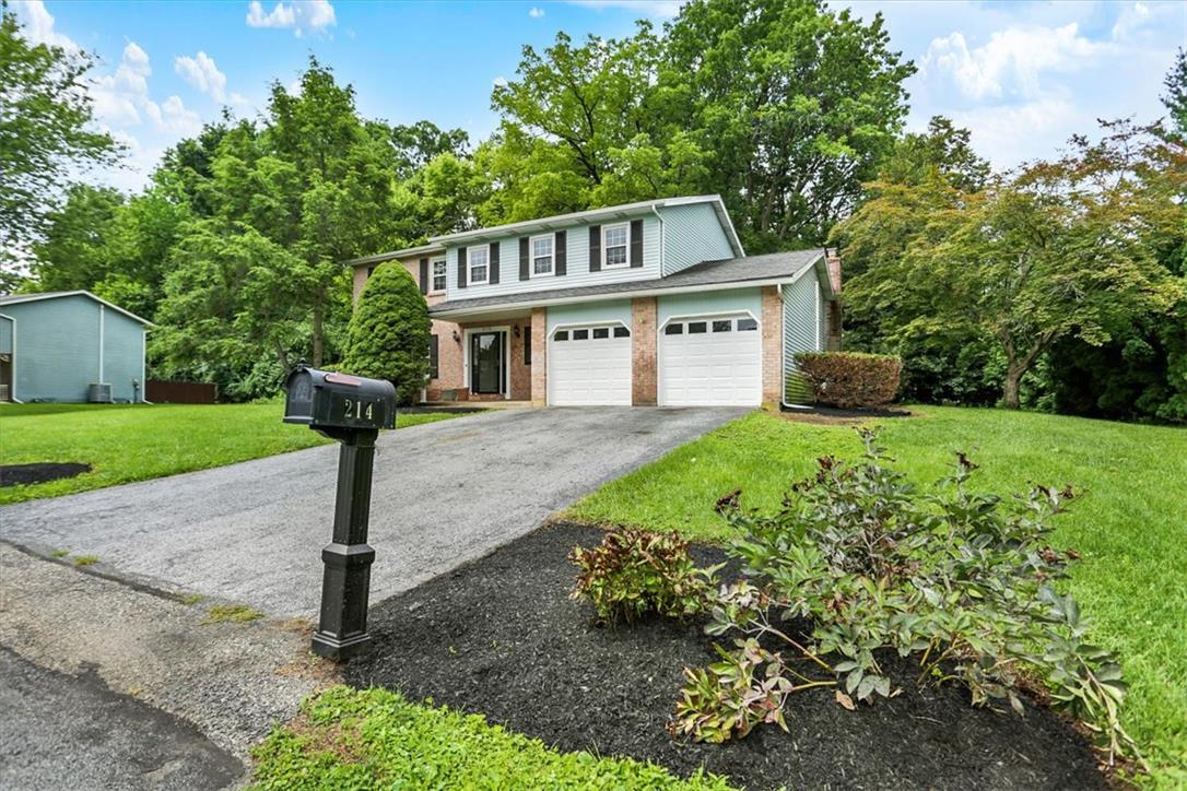 214 Burrell Blvd, Allentown City, PA 18104 photo