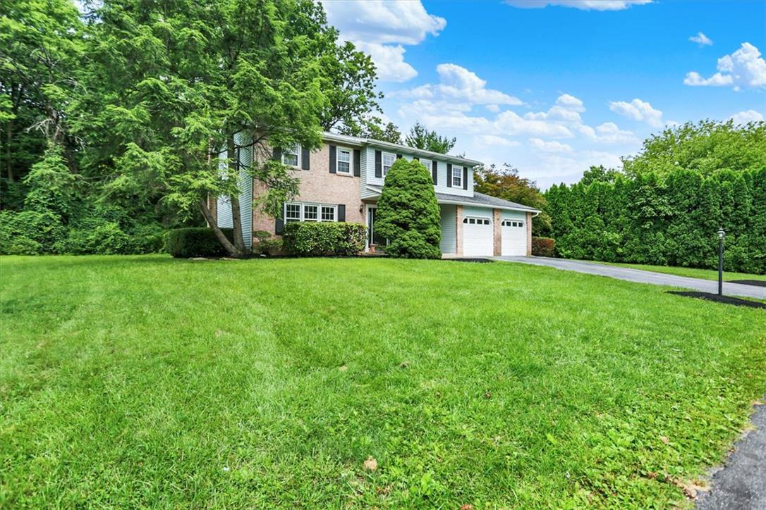 214 Burrell Blvd, Allentown City, PA 18104