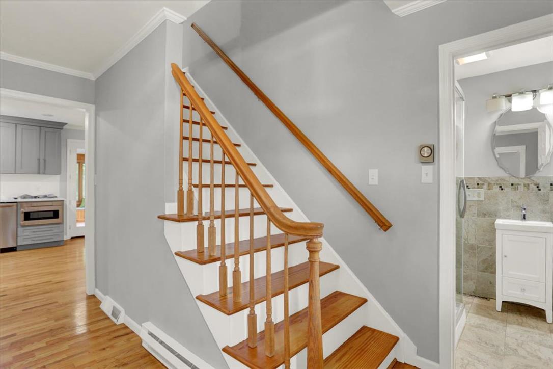 214 Burrell Blvd, Allentown City, PA 18104 photo