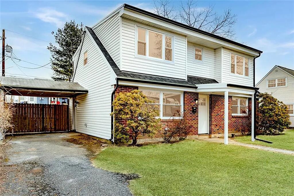 1228 Rosemont Dr, Bethlehem City, PA 18018 photo