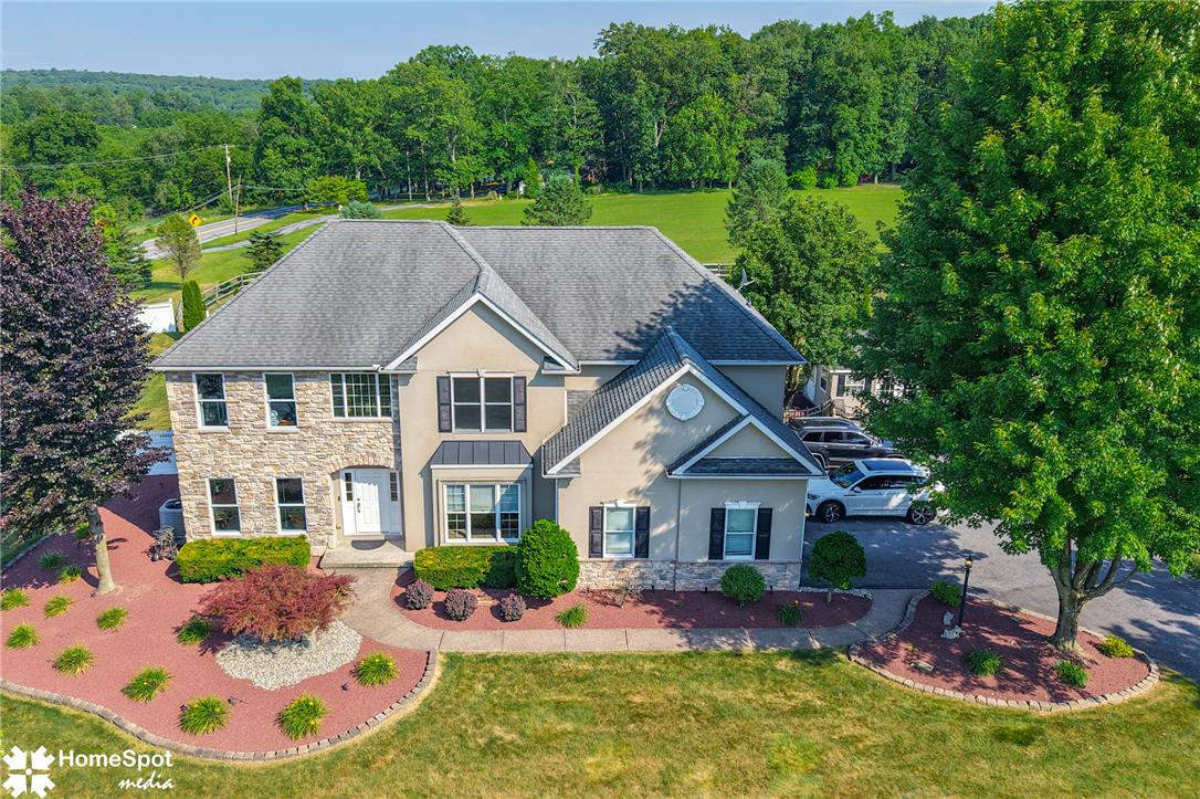 2115 Terry Rd, Moore Twp, PA 18064 photo