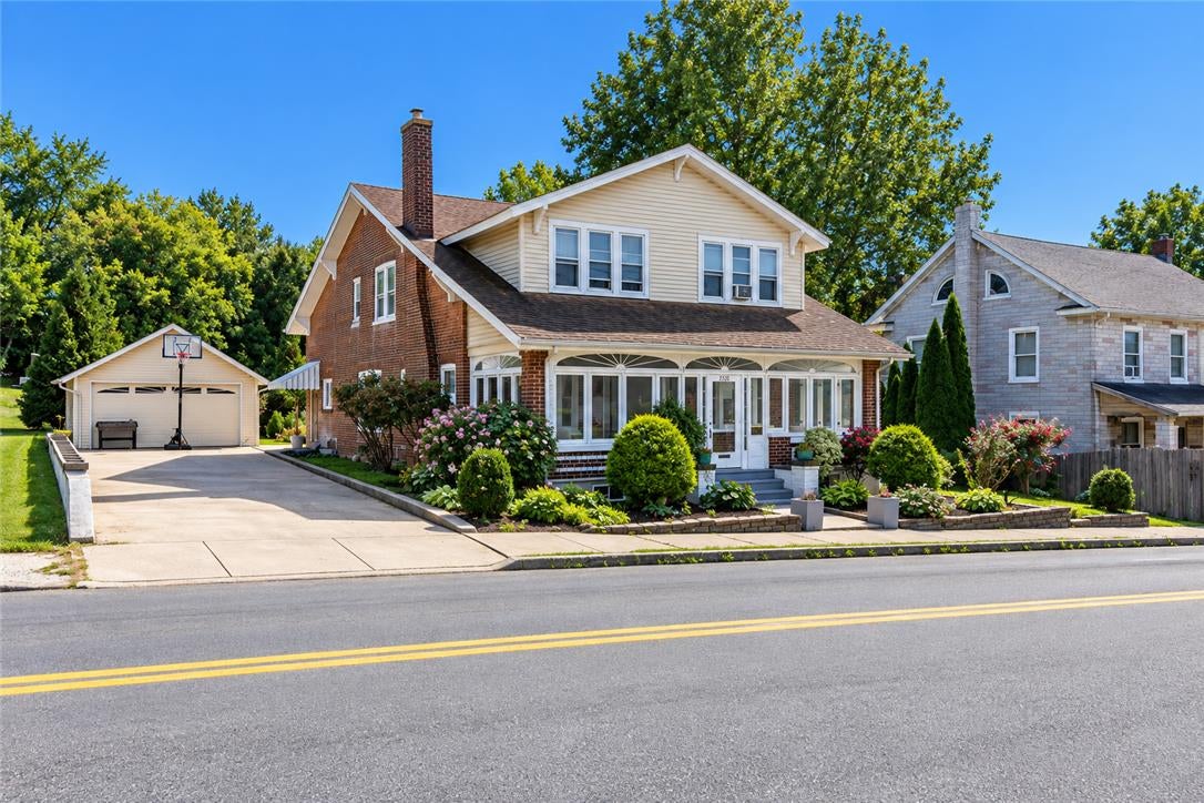 4330 Main St, Whitehall Twp, PA 18052